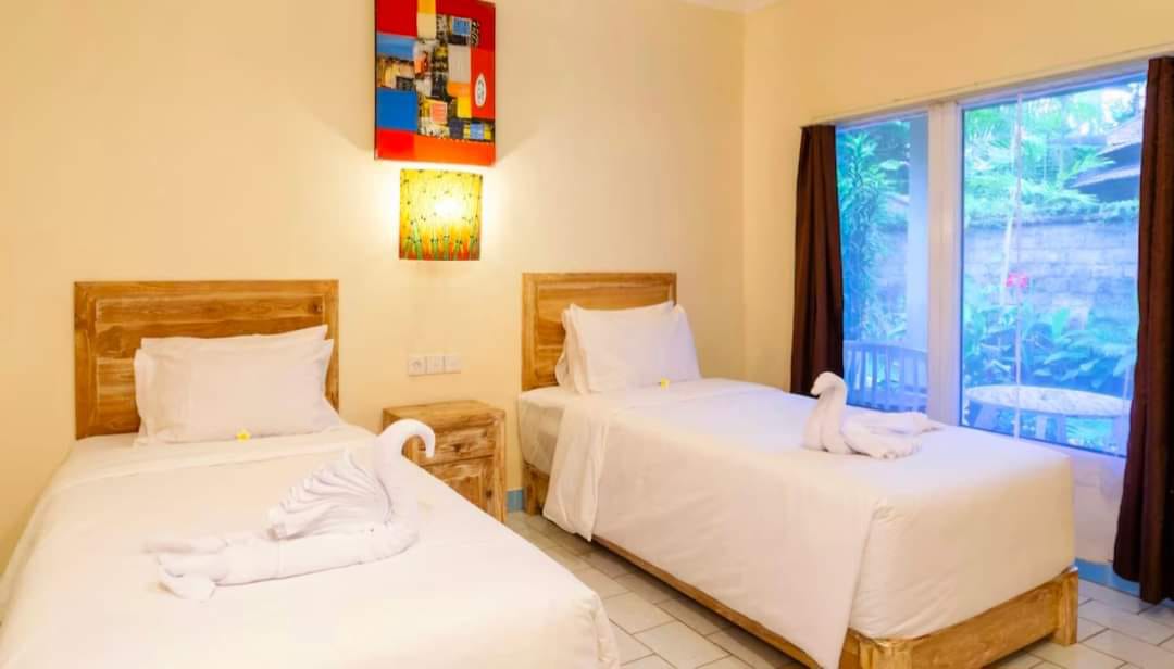 Utama Beach Villas & Dwi Utama Resto